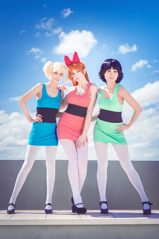 Illustration for article titled Here They Come, Just In Time, The (Cosplaying) Powerpuff Girls